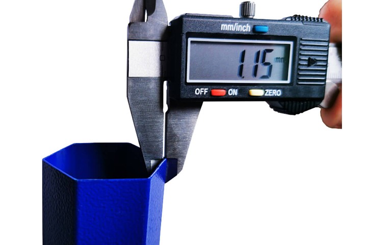 2m * 2m sodo parodų pavėsinė